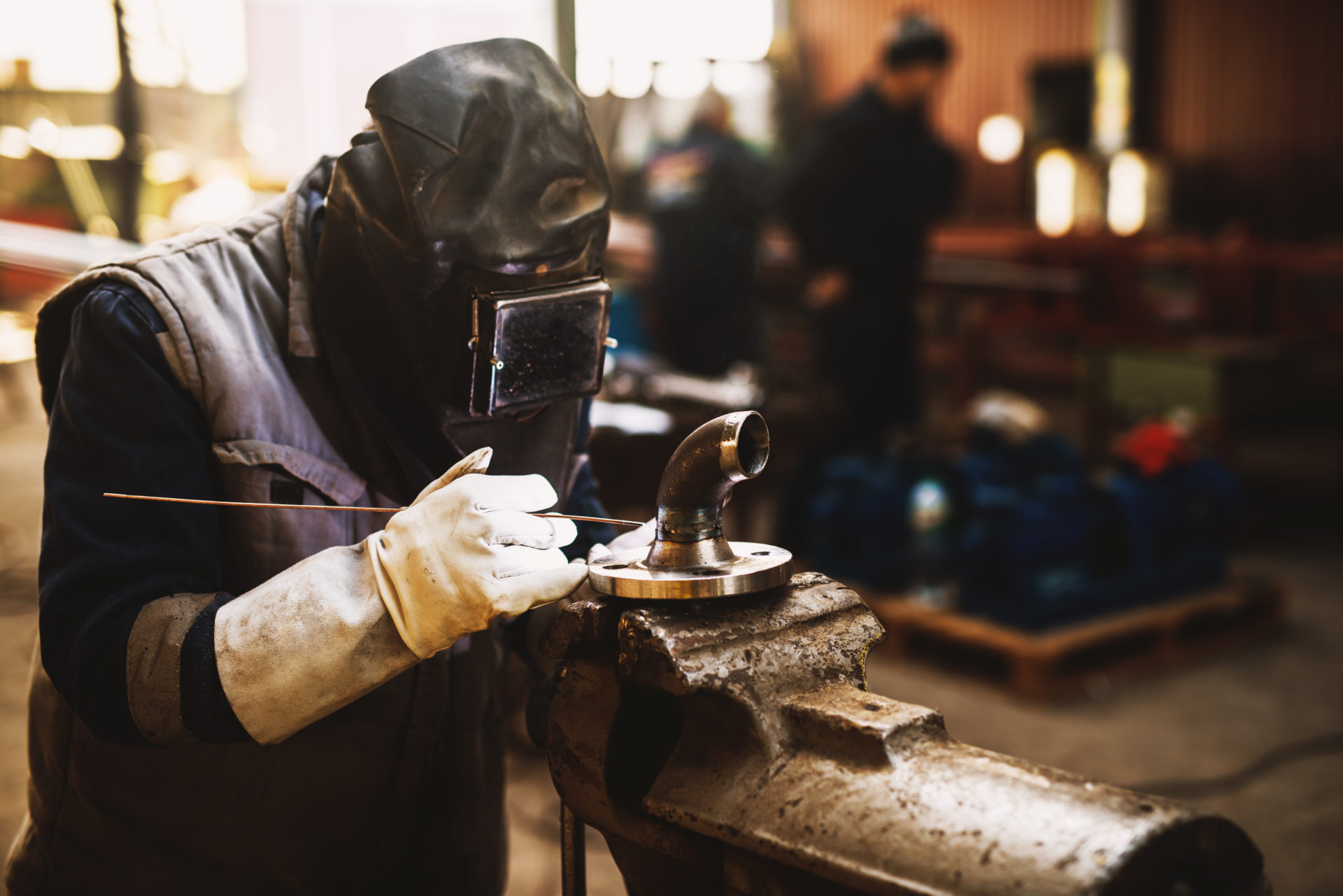 welder with arc
